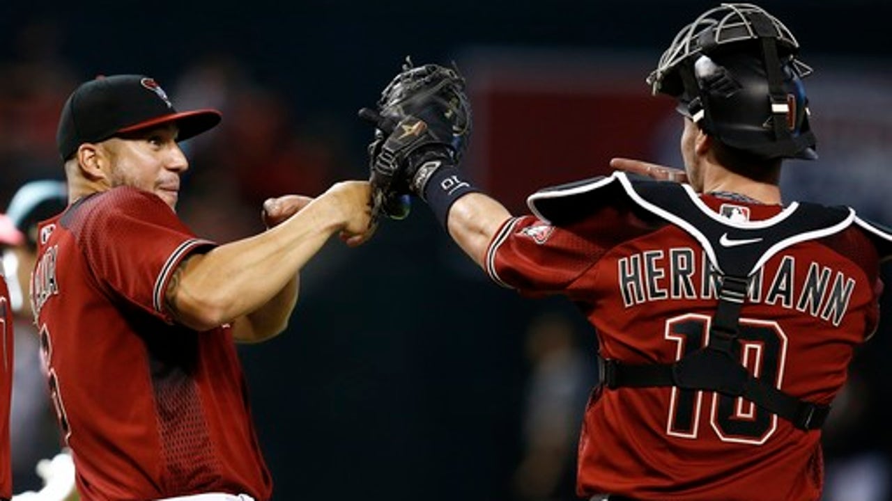 Lovullo's 'love' at core of D-backs' surprising success